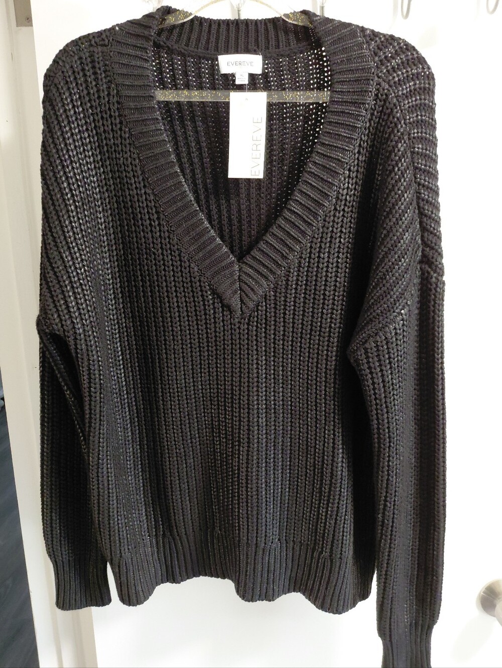 EverEve Black Chunky V-Neck Shimmery Knit Sweater